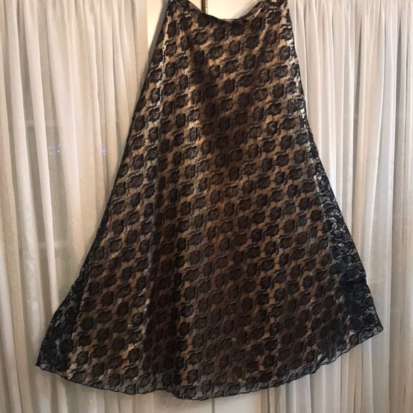 Simon Chang black rose lace covered full maxi skirt - Picture 2 of 9